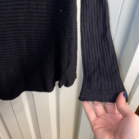 Free People We The Free Mock Neck Flowy Turtleneck Thermal - Picture 5 of 8